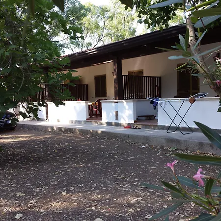 אתר קמפינג Village Fico D'india